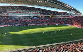 重返福地，赫拉芬贝赫在圣西罗球场两次获欧冠全场最佳球员